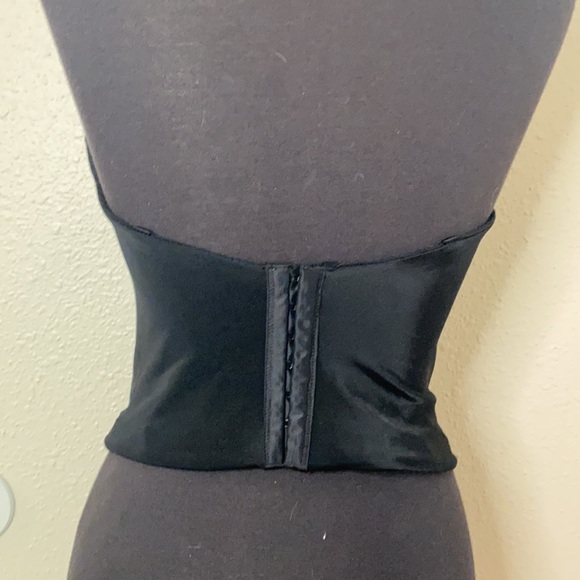 Sexy strapless black corset - Picture 2 of 6